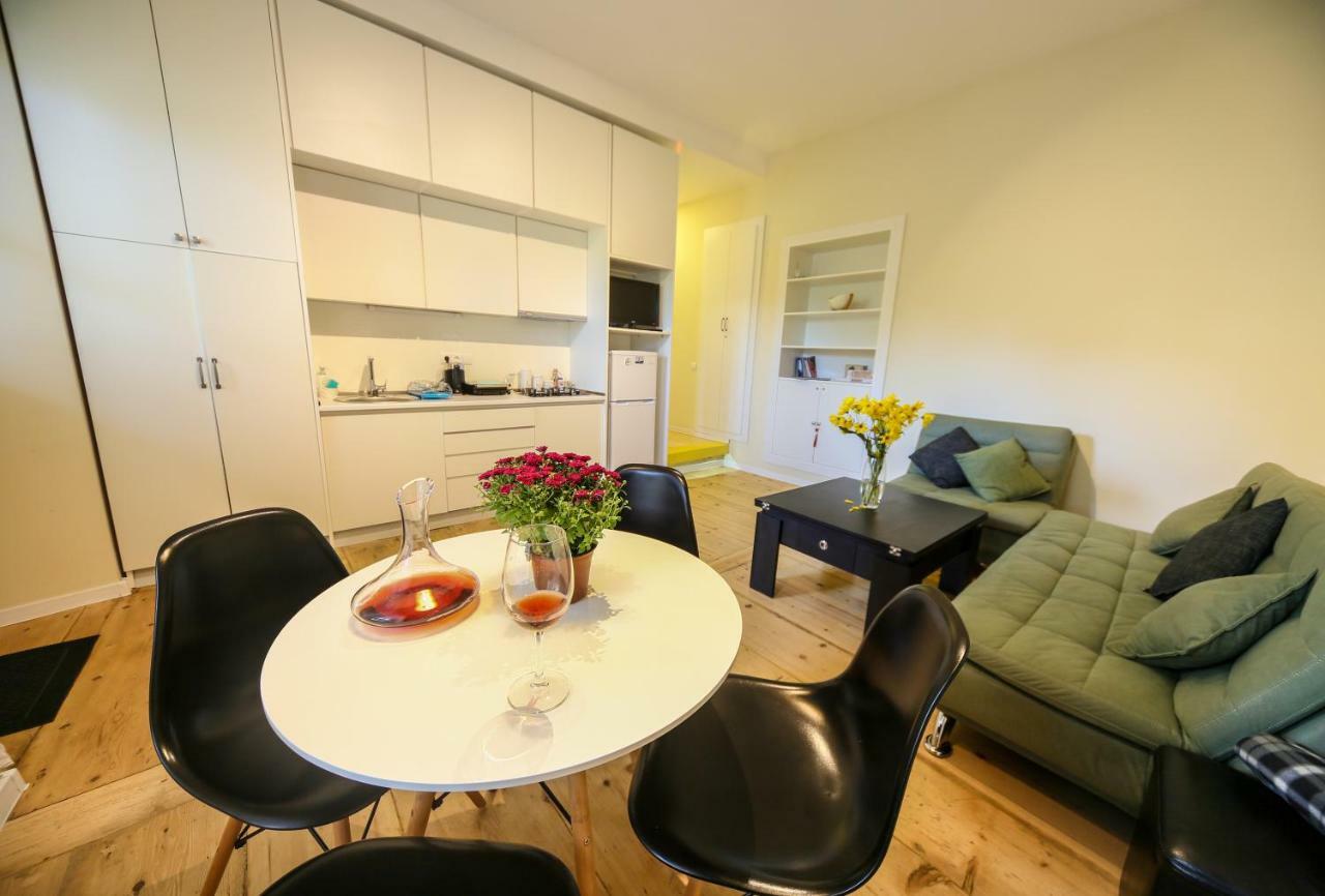 Parajhouse Appartement Tbilisi Buitenkant foto